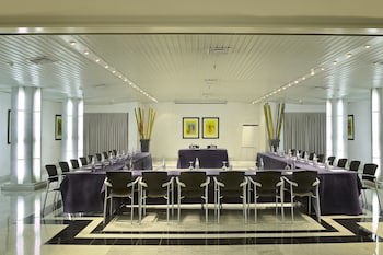 Gran Derby Suite Hotel