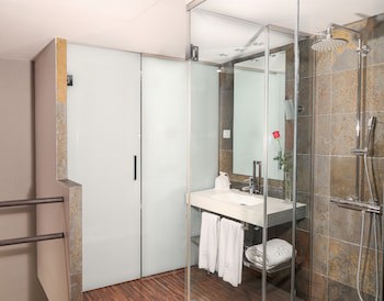 Gran Derby Suite Hotel