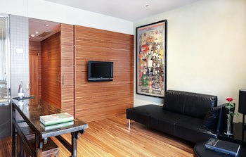 Gran Derby Suite Hotel