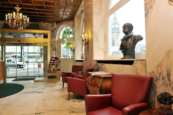 Hotel Furst Bismarck fotoğrafı
