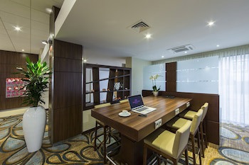 Crowne Plaza Maastricht, An Ihg Hotel