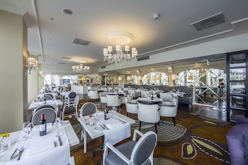 Crowne Plaza Maastricht, An Ihg Hotel