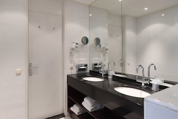Crowne Plaza Maastricht, An Ihg Hotel