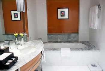 Centara Hotel Hat Yai