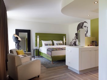 Hotel Indigo Dusseldorf by IHG galeri fotoğrafı