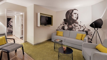 Hotel Indigo Dusseldorf by IHG galeri fotoğrafı