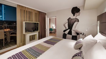 Hotel Indigo Dusseldorf by IHG galeri fotoğrafı