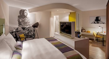 Hotel Indigo Dusseldorf by IHG galeri fotoğrafı