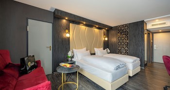 PLAZA Premium Parkhotel Neu-Ulm galeri fotoğrafı