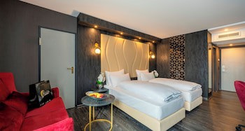 PLAZA Premium Parkhotel Neu-Ulm galeri fotoğrafı