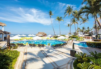 Buenaventura Grand Hotel & Great Moments - All Inclusive