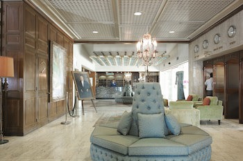 Al Bustan Hotel & Spa