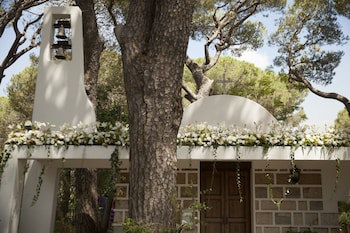 Al Bustan Hotel & Spa