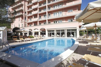 Hotel De La Paix