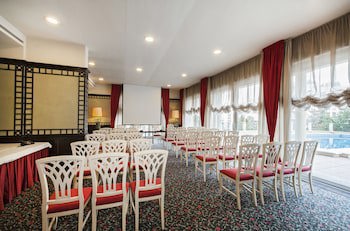 Hotel De La Paix