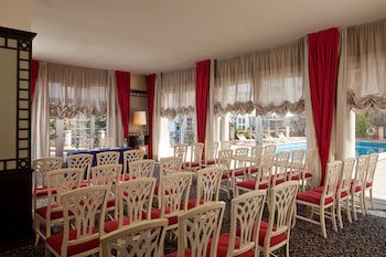 Hotel De La Paix