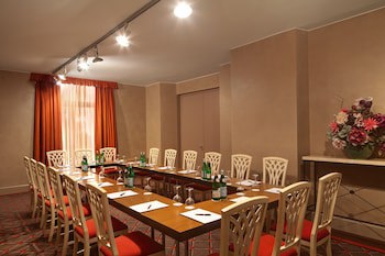 Hotel De La Paix