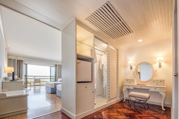 The Regent Cha Am Beach Resort - Adults Only