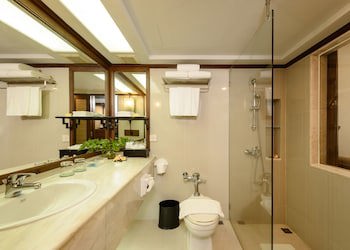 The Regent Cha Am Beach Resort - Adults Only