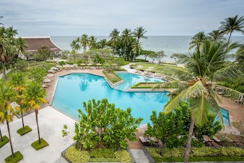 The Regent Cha Am Beach Resort - Adults Only