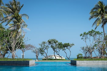 The Regent Cha Am Beach Resort - Adults Only