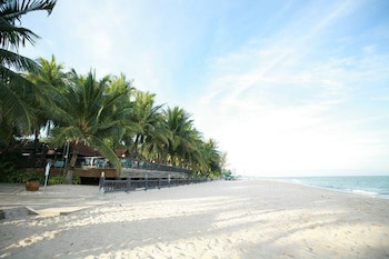 The Regent Cha Am Beach Resort - Adults Only