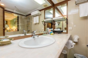 The Regent Cha Am Beach Resort - Adults Only