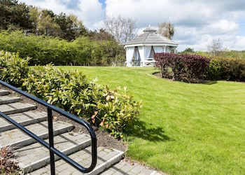 Holiday Inn Newcastle - Gosforth Park, An Ihg Hotel
