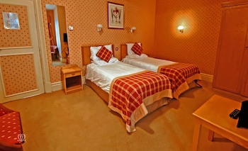 Metropole Hotel And Spa