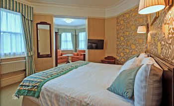 Metropole Hotel And Spa