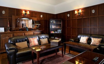 Macdonald Old England Hotel & Spa