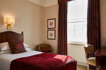 Macdonald Old England Hotel & Spa