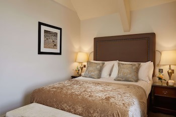 Macdonald Old England Hotel & Spa