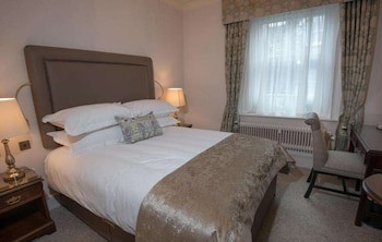 Macdonald Old England Hotel & Spa