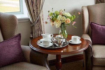 Macdonald Old England Hotel & Spa