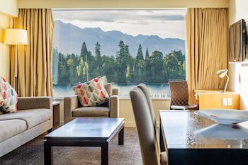 Crowne Plaza Hotel Queenstown, An Ihg Hotel