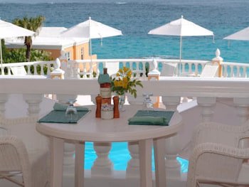 Coco Reef Bermuda
