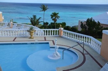 Coco Reef Bermuda