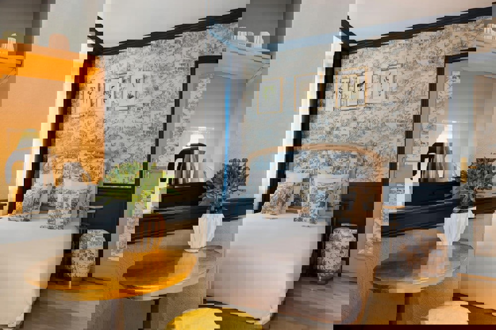 Hotel de Neuve Le Marais by Happyculture