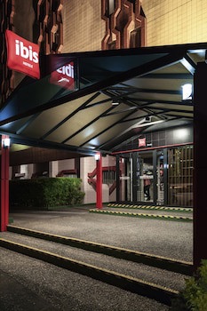 Ibis Douala