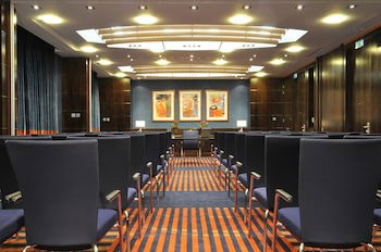 Crowne Plaza London- Gatwick Airport, An Ihg Hotel
