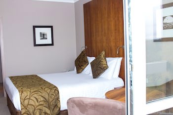 Humber Royal Hotel
