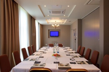 Humber Royal Hotel