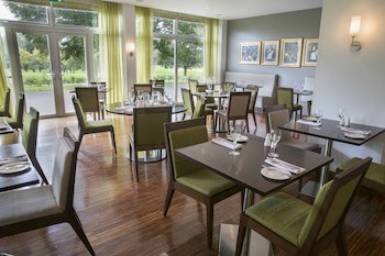Humber Royal Hotel