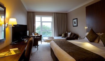 Humber Royal Hotel