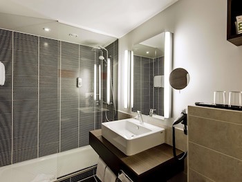 Mercure Hotel Wuerzburg Am Mainufer galeri fotoğrafı