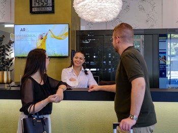 Mercure Hotel Wuerzburg Am Mainufer galeri fotoğrafı