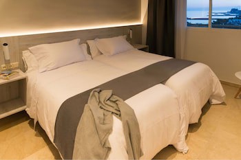 Mediterraneo Sitges Hotel & Apartments