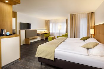 Ramada By Wyndham Baden Hotel Du Parc