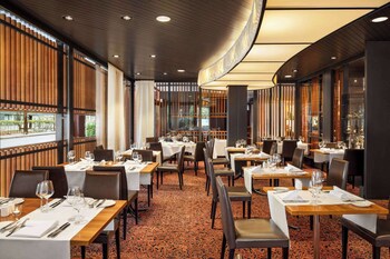 Ramada By Wyndham Baden Hotel Du Parc